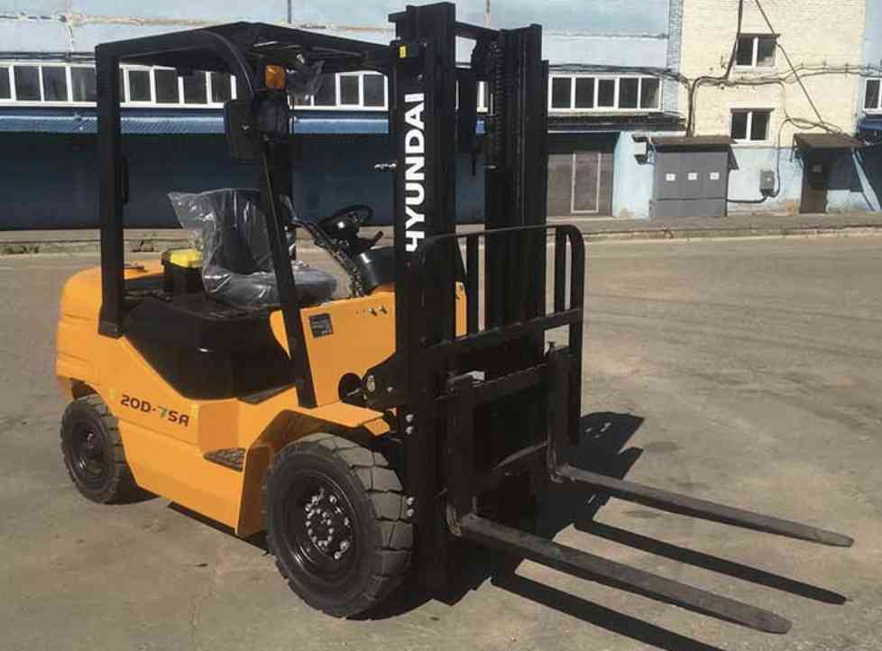 Дизельный погрузчик Hyundai 20D-7SA