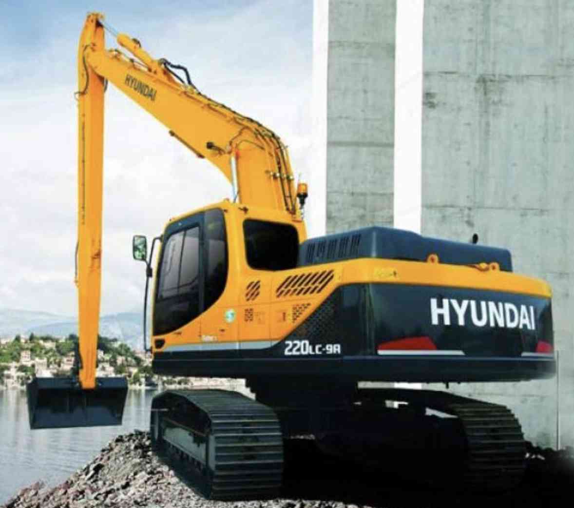 Гусеничный экскаватор Hyundai R220LC-9S LONG REACH